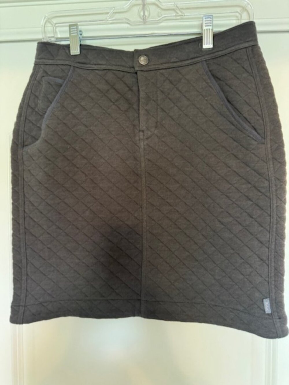 Women's 19" Woolrich Quilted Skirt - Picture 2 of 3